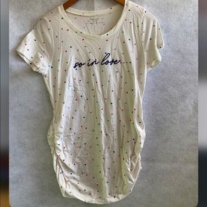 Maternity hearted t-shirt size: M/medium